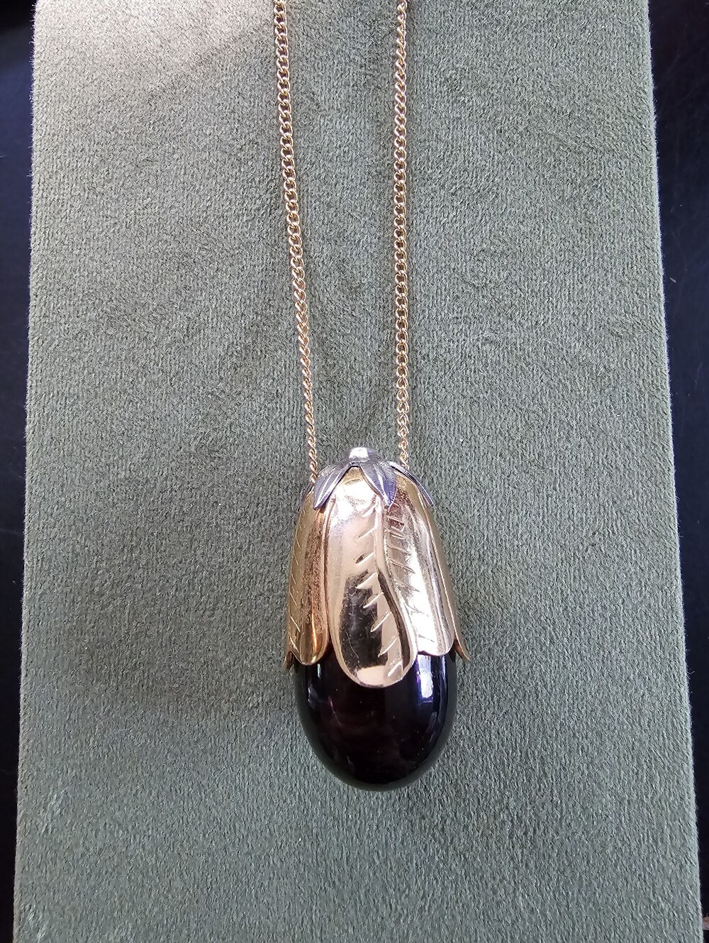 Vintage Avon Necklace